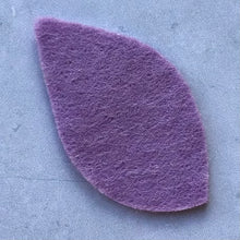 Load image into Gallery viewer, Pastel Felt Leaves, Die Cut Felt Leaf Kit
